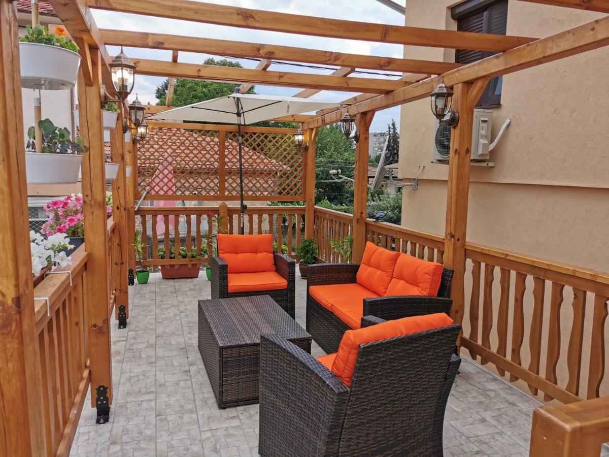 קאזאנלק Rose Valley Guest House מראה חיצוני תמונה