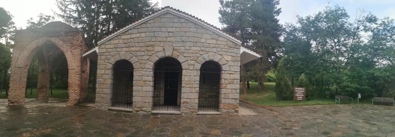 קאזאנלק Rose Valley Guest House מראה חיצוני תמונה